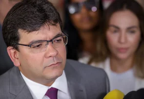 Governador Rafael Fonteles se manifesta sobre desistência de pré-candidato em Oeiras