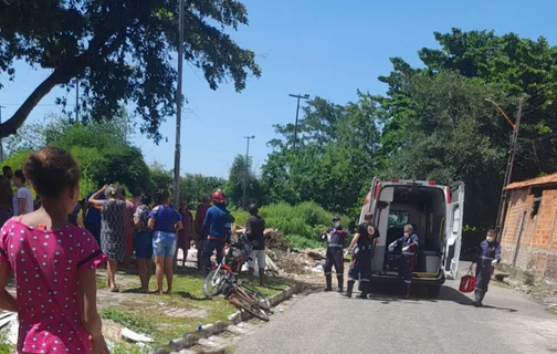 Equipe do SAMU socorreu a vítima na Vila Risoleta Neves