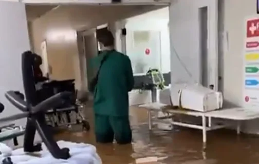 Hospital inundado no Rio Grande do Sul