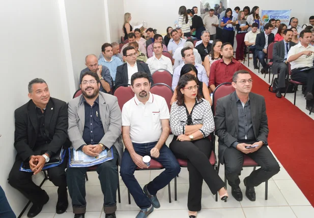 Encontro reúne em Picos novos gestores eleitos