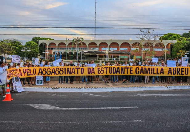 Manifestação contra o feminicídio em Teresina