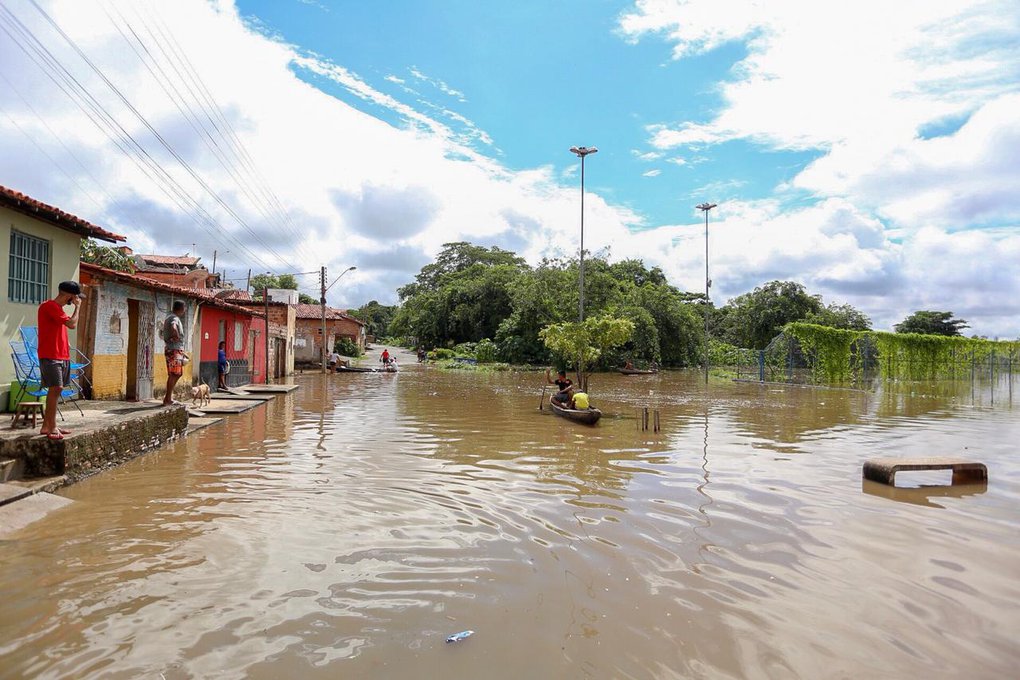 Rio Poti Invade Casas E Deixa Moradores Desesperados No Gua Mineral Gp