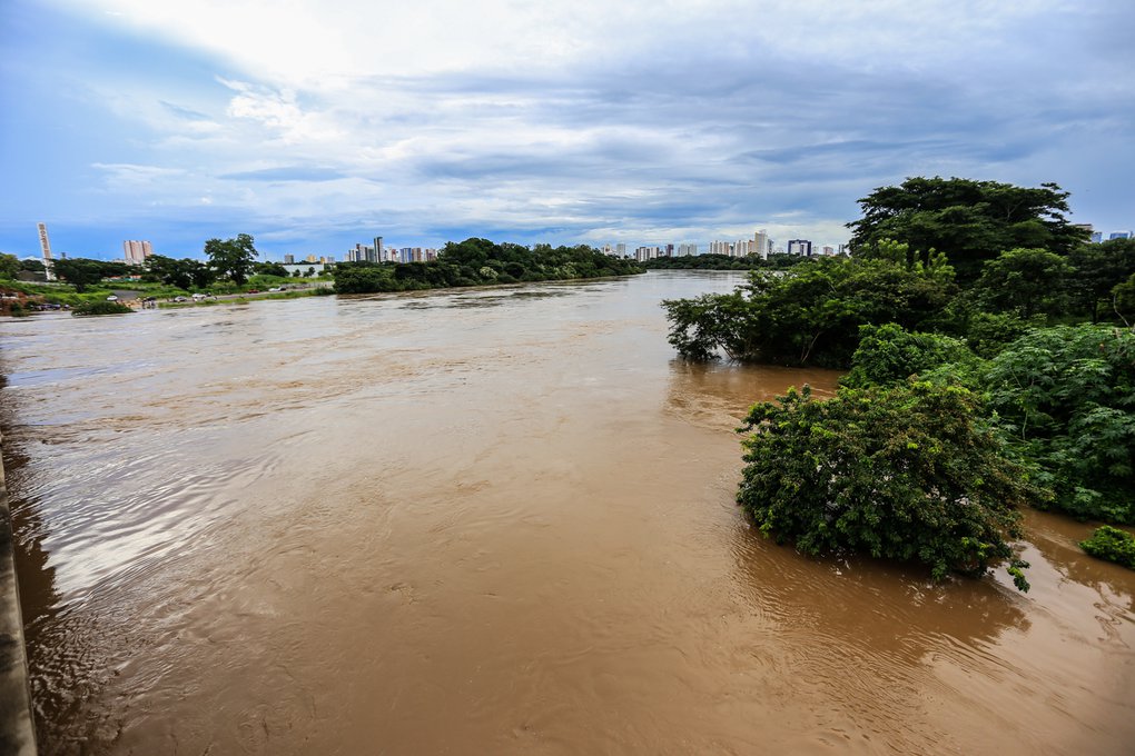 Teresina Tem Reas Atingidas Pelo Rio Poti Ap S Fortes Chuvas Gp