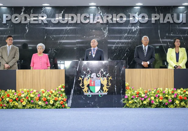 Tribunal de Justiça comemora 131 anos e homenageia 13 autoridades