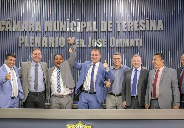 Enzo Samuel é eleito presidente da Câmara Municipal de Teresina