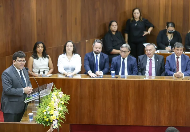 Rafael Fonteles destaca metas para 2024 na abertura do ano legislativo