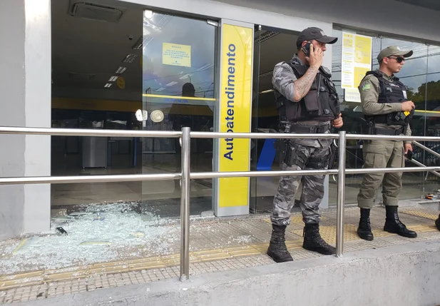 Assalto em frente ao Banco do Brasil da Piçarra termina em tiroteio
