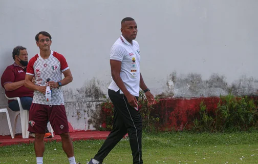 Carlos Alberto, técnico do Fluminense-PI