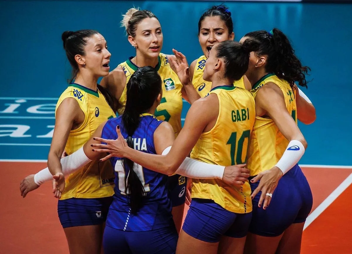 Chinesas vencem e seleção brasileira de vôlei feminino dá adeus à Rio 2016