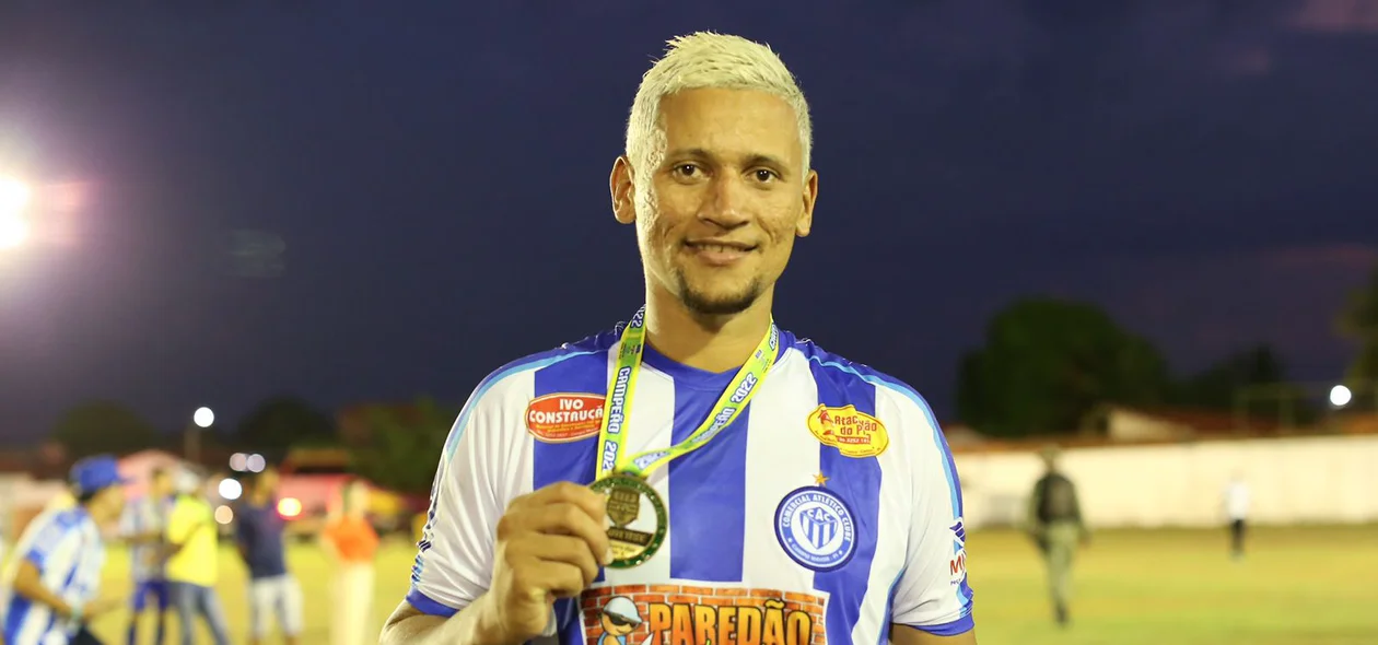 Naylan marcou um dos gols do título