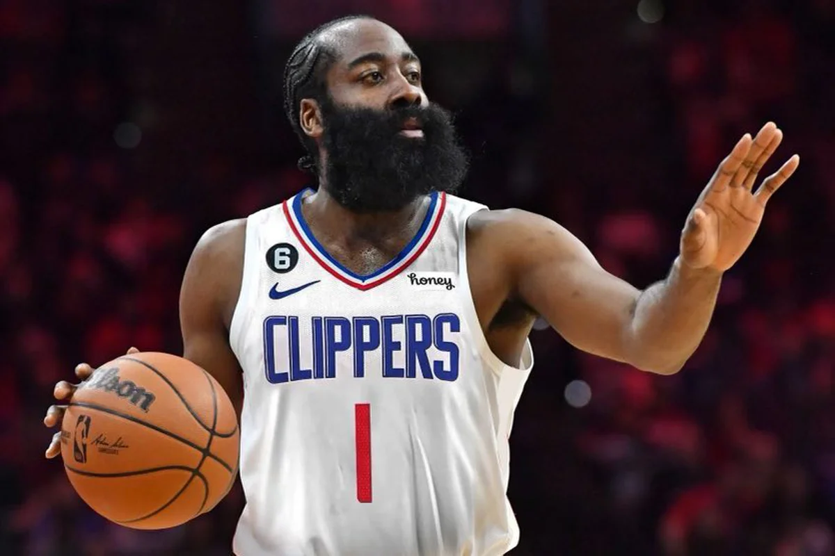 James Harden é trocado dos 76ers para o Los Angeles Clippers