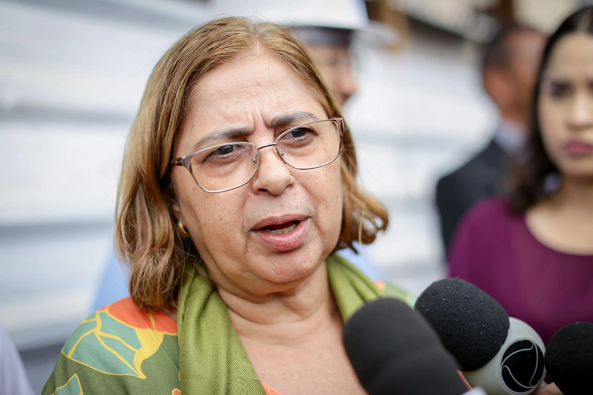 Ministra Cida Gonçalves em Teresina