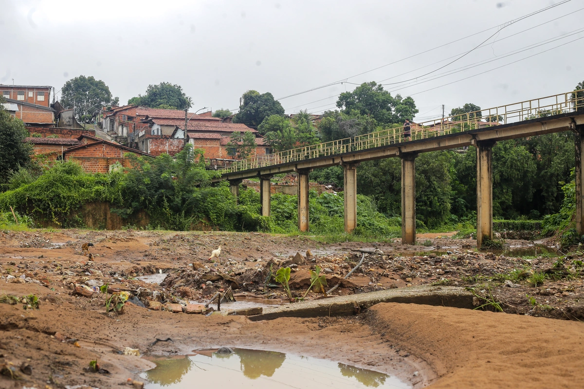 Passarela da Vila da Paz