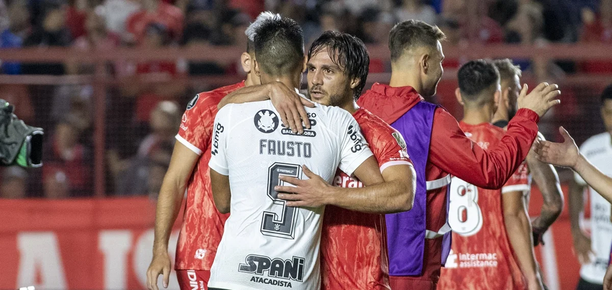 Brasil e Argentina empatam sem gols em jogo muito disputado