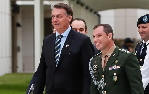 Jair Bolsonaro e Mauro Cid