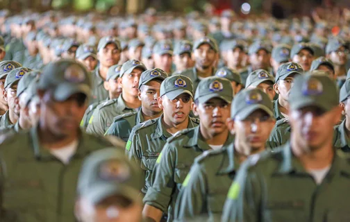 Governador Rafael Fonteles promove novos Policiais Militares em Teresina