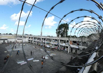 Rebelião deixa cinco mortos e um policial ferido em Rio Branco, no Acre