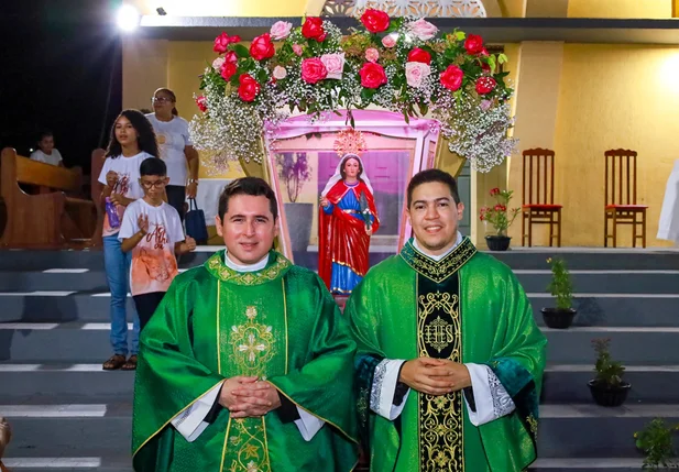 Abertura dos Festejos de Santa Dorotéia reúne fiéis em Joaquim Pires