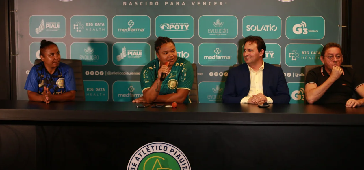 Apresentação da técnica Renata Costa