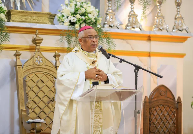 Arcebispo de Teresina, Dom Juarez presidiu missa em Ação de Graças