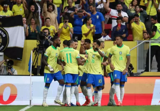 Brasil goleou o Peru por 4 a 0