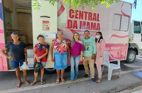 Campanha do Outubro Rosa realiza exame de mamografia em São João do Arraial