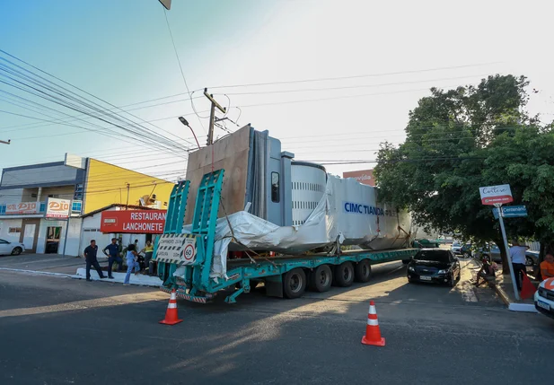 Carga de fingers era levada para o Aeroporto de Teresina