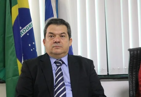 Desembargador do Piauí Carlos Brandão disputa vaga de ministro do STJ