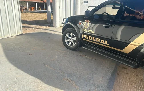 Carro da Polícia Federal