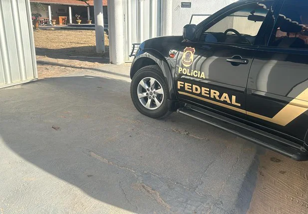 Carro da Polícia Federal