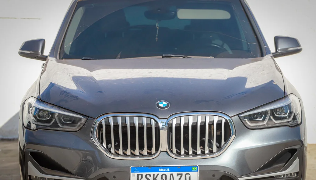 Carro de luxo da marca BMW