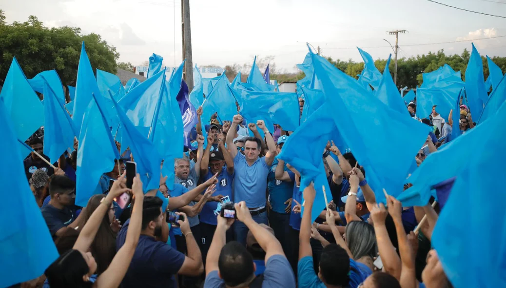 Ciro percorreu 20 cidades dando apoio a aliados na reta final da campanha