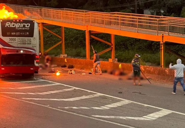 Confronto entre torcidas organizadas do Palmeiras e Cruzeiro