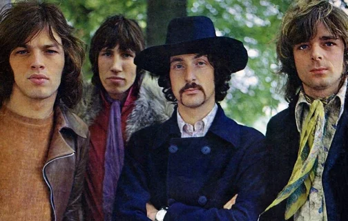 David Gilmour, Roger Waters, Nick Mason e Richard Wright, membros do Pink Floyd