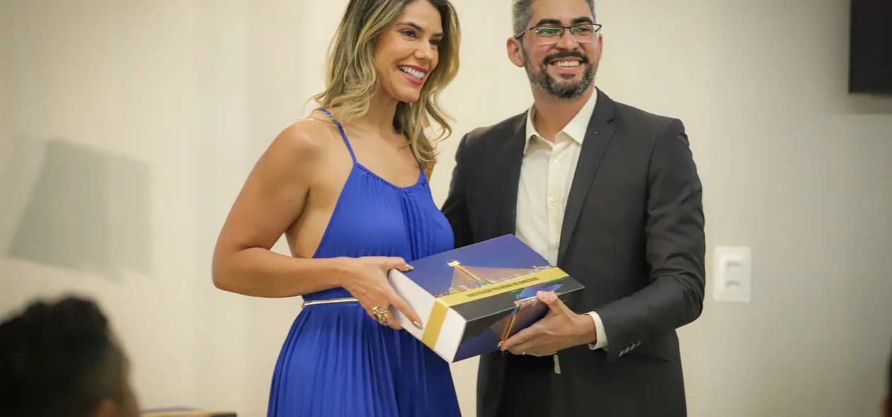 Delegada Nathália Figueiredo e Alan Holanda