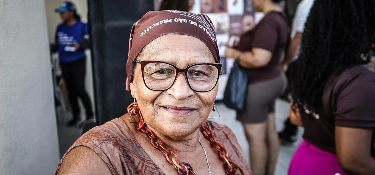 Dona Maria Helena agradece as bênçãos alcançadas