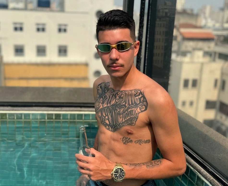 Douglas Guimarães Pereira Neves