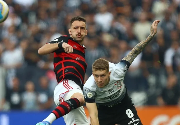 Duelo entre Corinthians e Flamengo