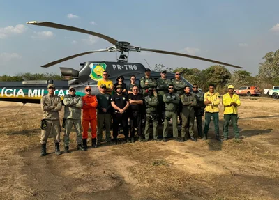 Equipe que atuou na operação para conter incêndio florestal em Canto do Buriti