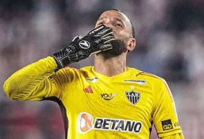 Goleiro Everson renova com Atlético-MG até 2027