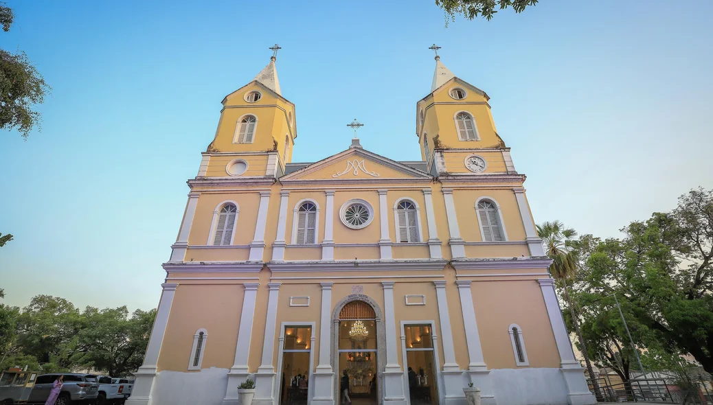 Fachada da Catedral de Nossa Senhora das Dores, em Teresina