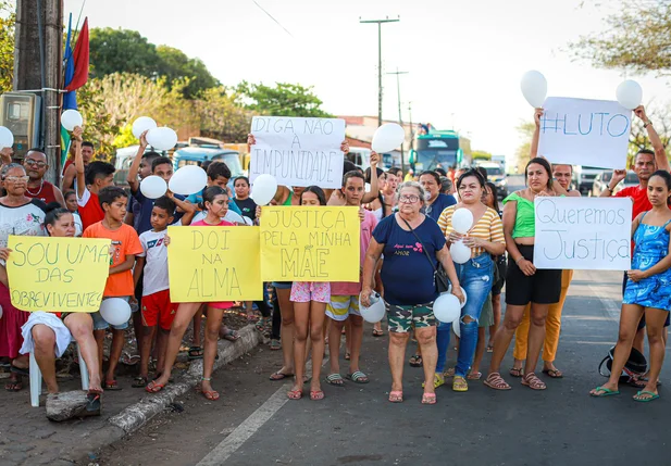 Familiares bloquearam trecho da BR 316, zona suld de Teresina