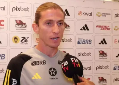 Filipe Luís assumiu o Flamengo como técnico interino