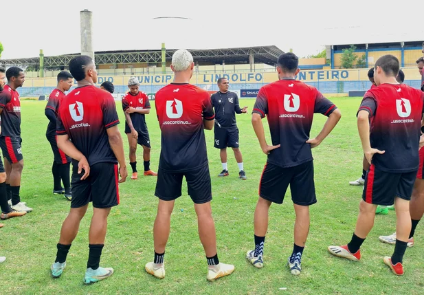 Flamengo-PI encerra preparação para jogo contra o Atlético-PI