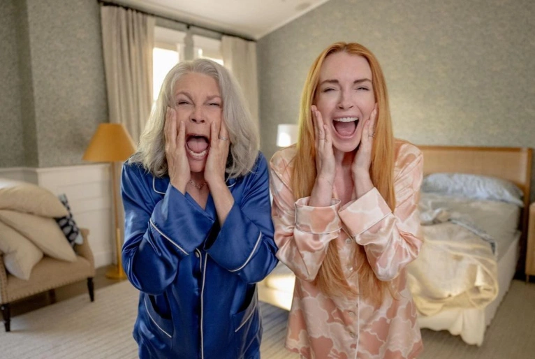 Lindsay Lohan e Jamie Lee Curtis em primeira imagem de “Sexta-Feira Muito Louca 2”