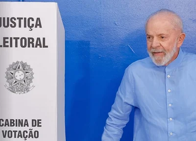 Lula vota em São Bernardo do Campo