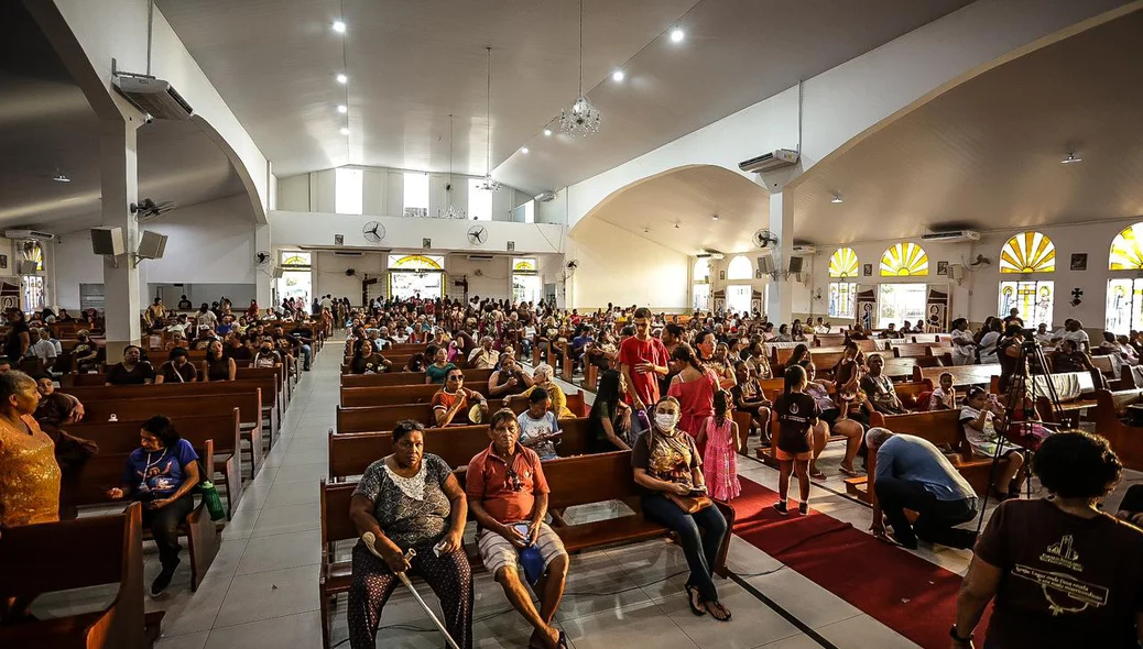 Milhares de fiéis celebraram o dia de São Francisco de Assis