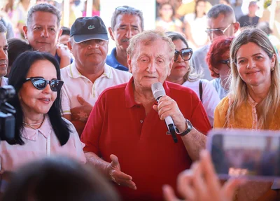 Prefeito Mão Santa discursando