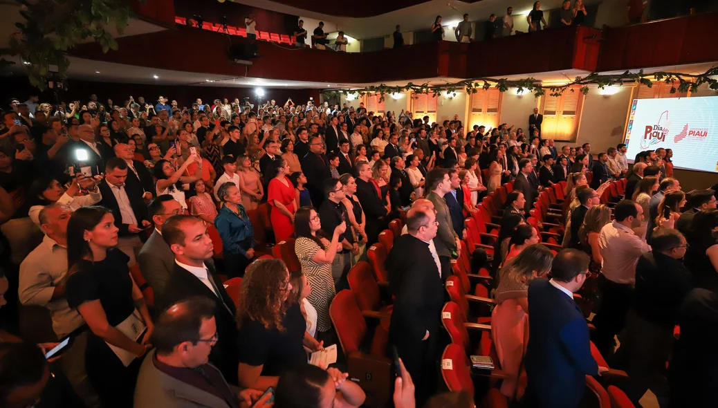 Público presente na cerimônia