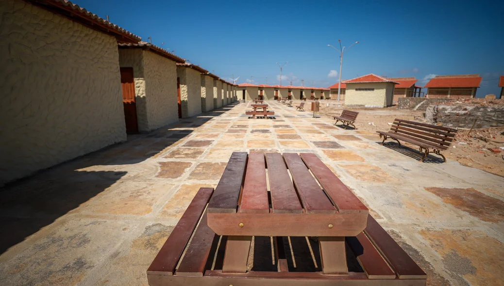 Quiosques da Orla da Pedra do Sal após urbanização